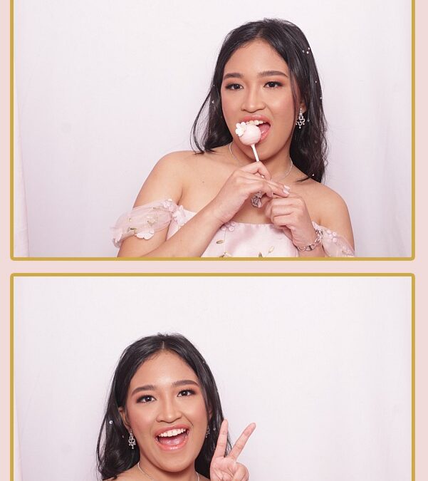 Mika’s 18th Birthday – Vintage Booth