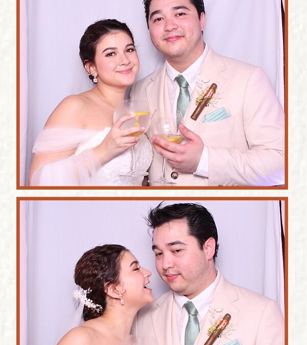 Justin and Monique’s Wedding – Vintage Booth